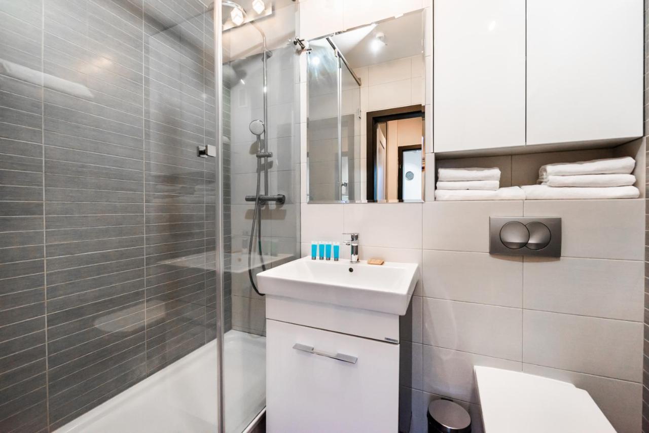 Metro Swietokrzyska Boho Aesthetic Apartment Варшава Экстерьер фото